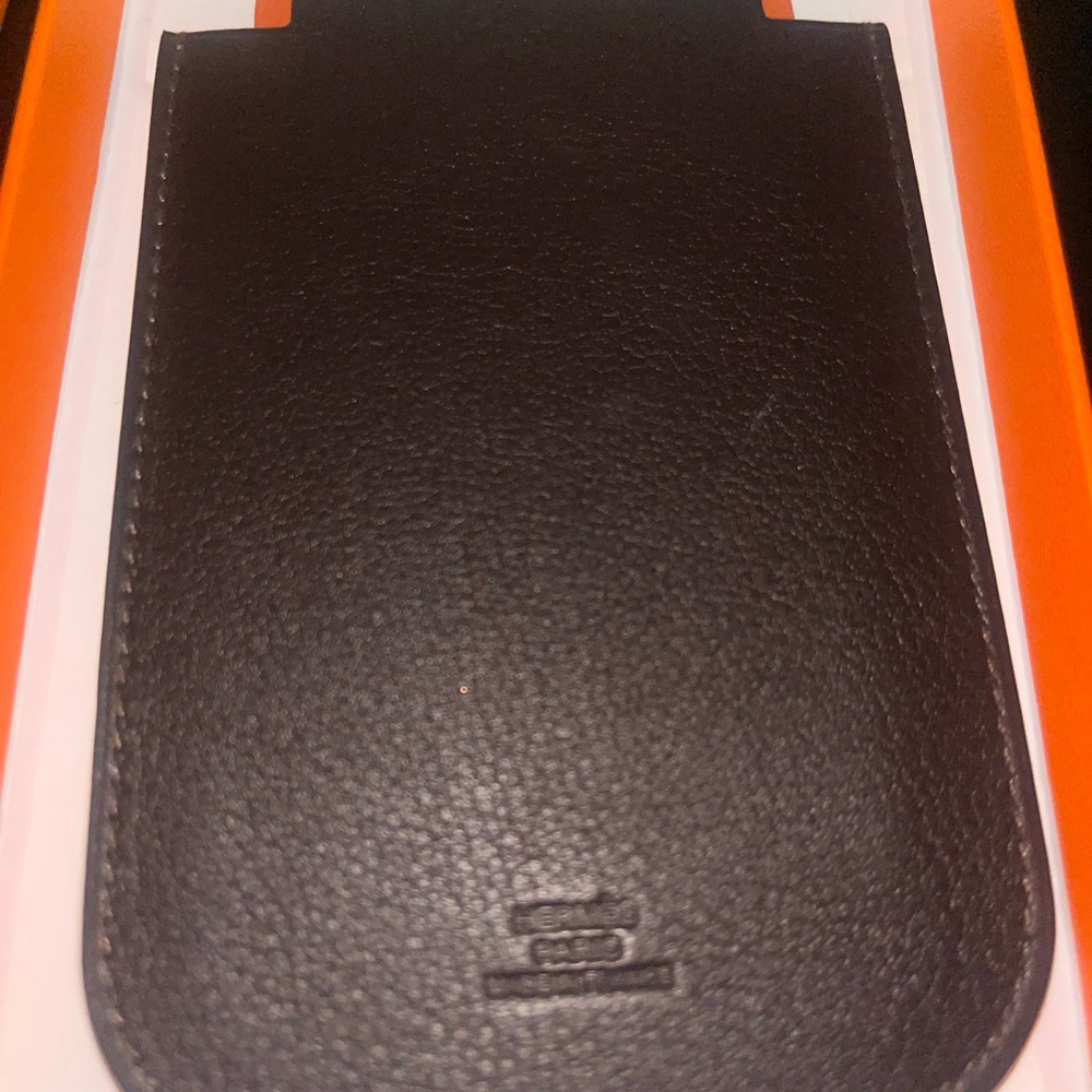 Hermès Apple AirTag Luggage Tag – Noir/Orange Leather with Original Box